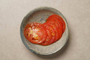 Sliced Tomato With Olive Oil & Sea Salt