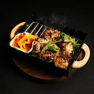Murgh Kali Mirch Tikka(330 GM)