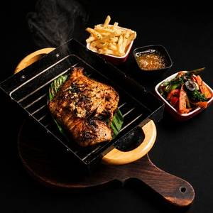 Butter Garlic Pomfret(330 GM)