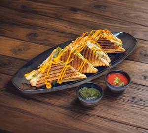 Sev Tamater Sandwich