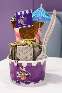 Kunafa Ice Cream Roll