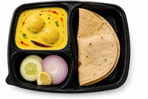 Kadi Pakoda Thali