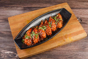 Pan Fried Schezwan Cheese & Corn Momos (5 Pc)