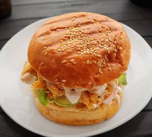 Crispy chicken cheese burger