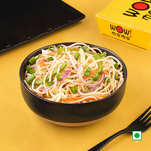 Veggie Hakka Noodles