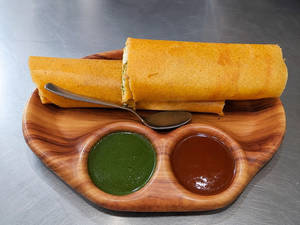 Spaical Daal Paneer Chilla