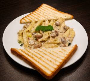 Mushroom Cream Pasta