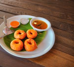 Chitti vada 4 pieces