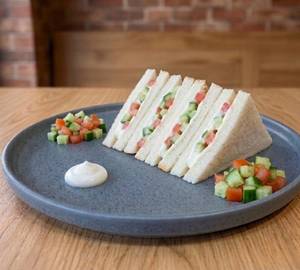 Bombay Kaccha Sandwich