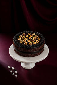 Hazelnut Crunch Chocolate Cake (500g)