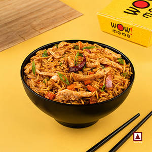 Chicken Fried Rice in Chilli Garlic Sauce