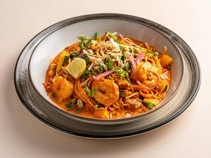 Prawns Burmese Khao Suey Curry With Noodles & Condiments