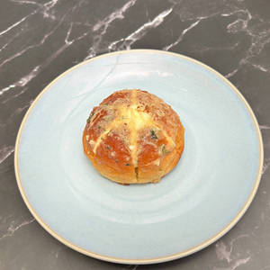 Korean Cream Cheese Garlic Bun