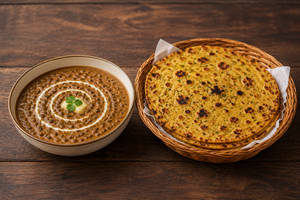 Dal Makhani And Missi Roti Combo