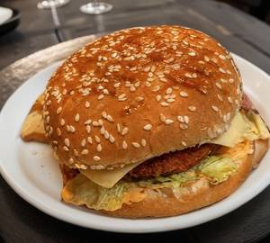 Veg Burger+Colddrink
