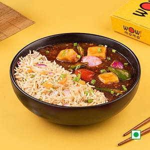 Veg Fried Rice with Chilli Paneer