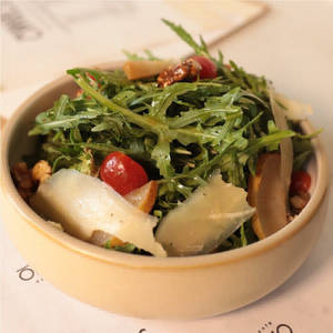 Rocket & Pear Salad