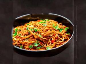 Paneer Chilli Garlic Noodles
