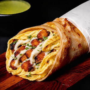 Egg Chicken Malai Roll