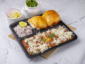 Jain Cheese  Pav Bhaji