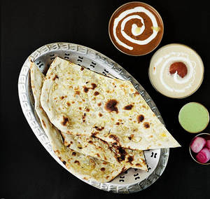 Dal Makhani + Malai Kofta + 3 Garlic Naan Combo