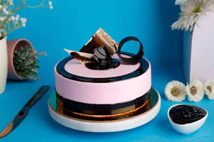 Chocolate Strawberry Cake (500 Gm)