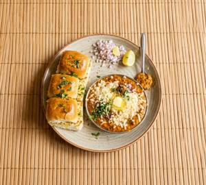 Cheese Butter Pav Bhaji
