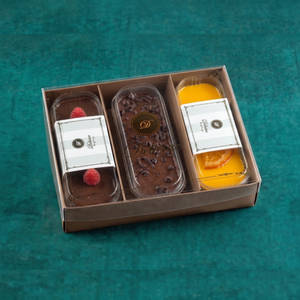 Deliciae's Signature Dessert Box