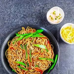 Egg Indo Chinese Noodles