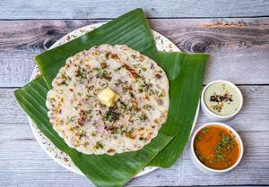 Butter Onion Uttapam