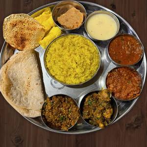 Special Kathiyawadi Thali
