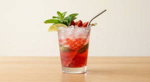 Strawberry Bubble Mojito