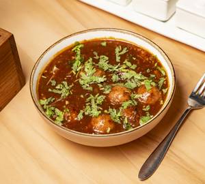Veg Manchurian (Dry/Gravy)