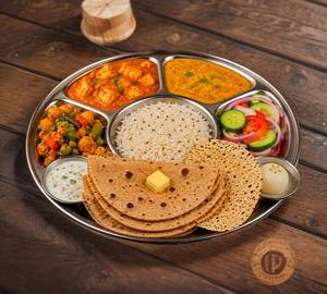 Special Thali good food good packing 
