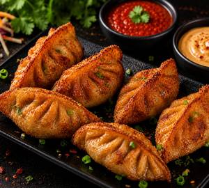 Paneer Fried Momos [6 Pieces]