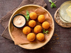 Cheese Balls (8 Pcs)