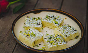 Pista Burfi