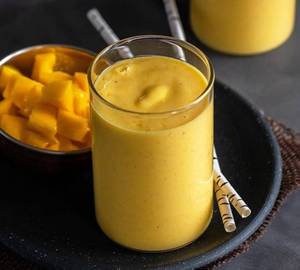 Mango lassi