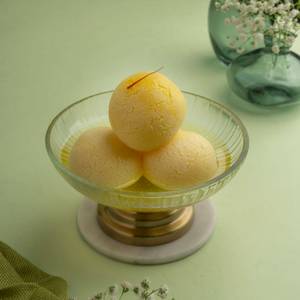 Kesar Sponge Rasgulla