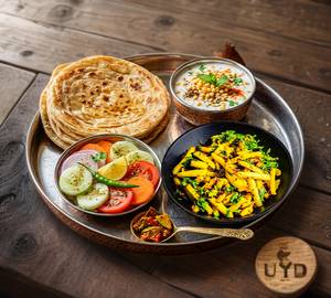 Aloo Bhujiya With Paratha Thali