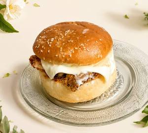 Chicken zinger burger chicken zinger burger with cheese [1 piece]