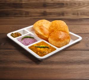 Aloo Bhaji With 4 Puri