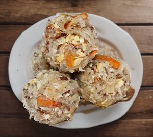 Dry Fruit Dink Ladoo