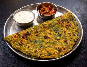 Methi Paratha [1 Piece]