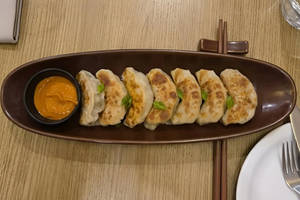 Kothey Paneer Momo
