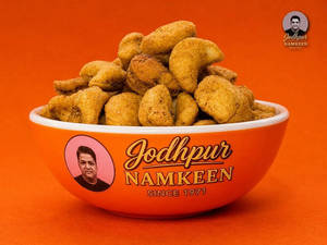 Badam Maida Kaju
