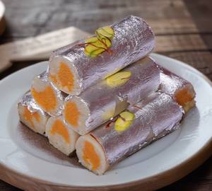 Kaju Roll