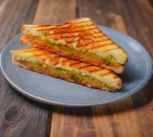 Chatpata Aloo Grilled Masala Cheese Sandwich Brown Bread [4 Pieces]