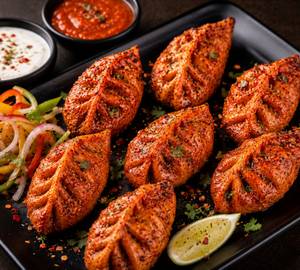 Paneer Tandoori Momos [6 Pieces]