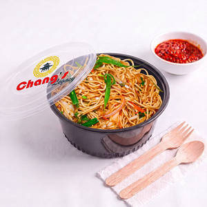 Chilly Garlic Hakka Noodle Veg